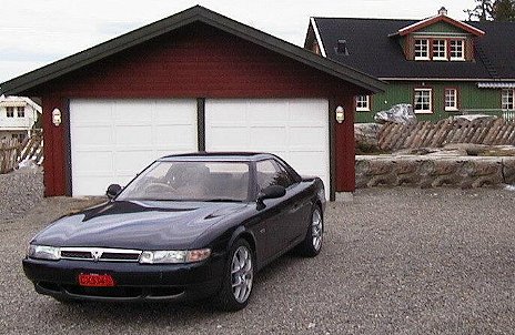 Der Eunos Cosmo in freier Wildbahn